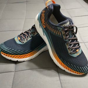 Hoka One One Men’s 10.5 Clifton 5 NWOT